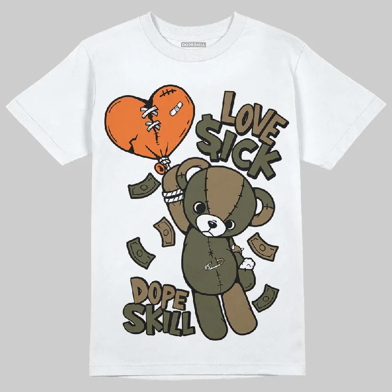 Modern Fit T-Shirt-Samba OG Focus Olive DopeSkill T-Shirt Love Sick Graphic